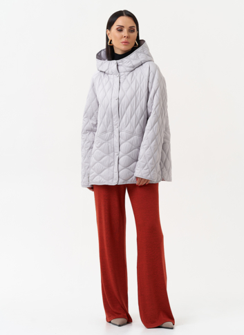 Женская стеганая куртка с капюшоном