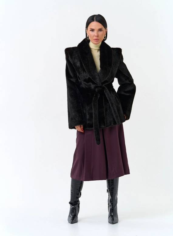 Женская шуба из эко меха фото