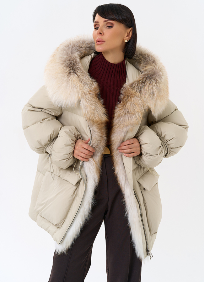 Женский пуховик с капюшоном из меха лисы модель № 31981 в кредит