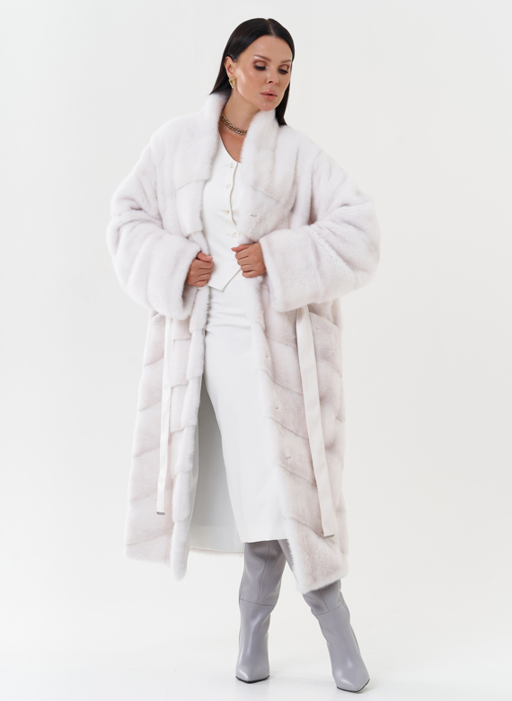 Шуба из меха норки с воротником шаль