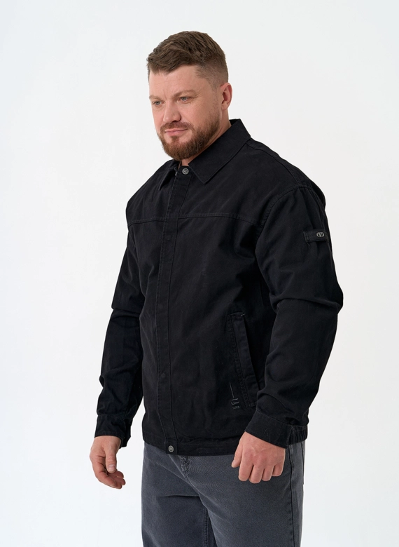 Мужская джинсовая куртка черного цвета