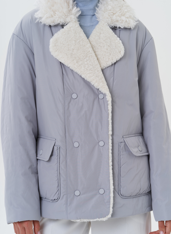 Утепленная куртка с эко мехом